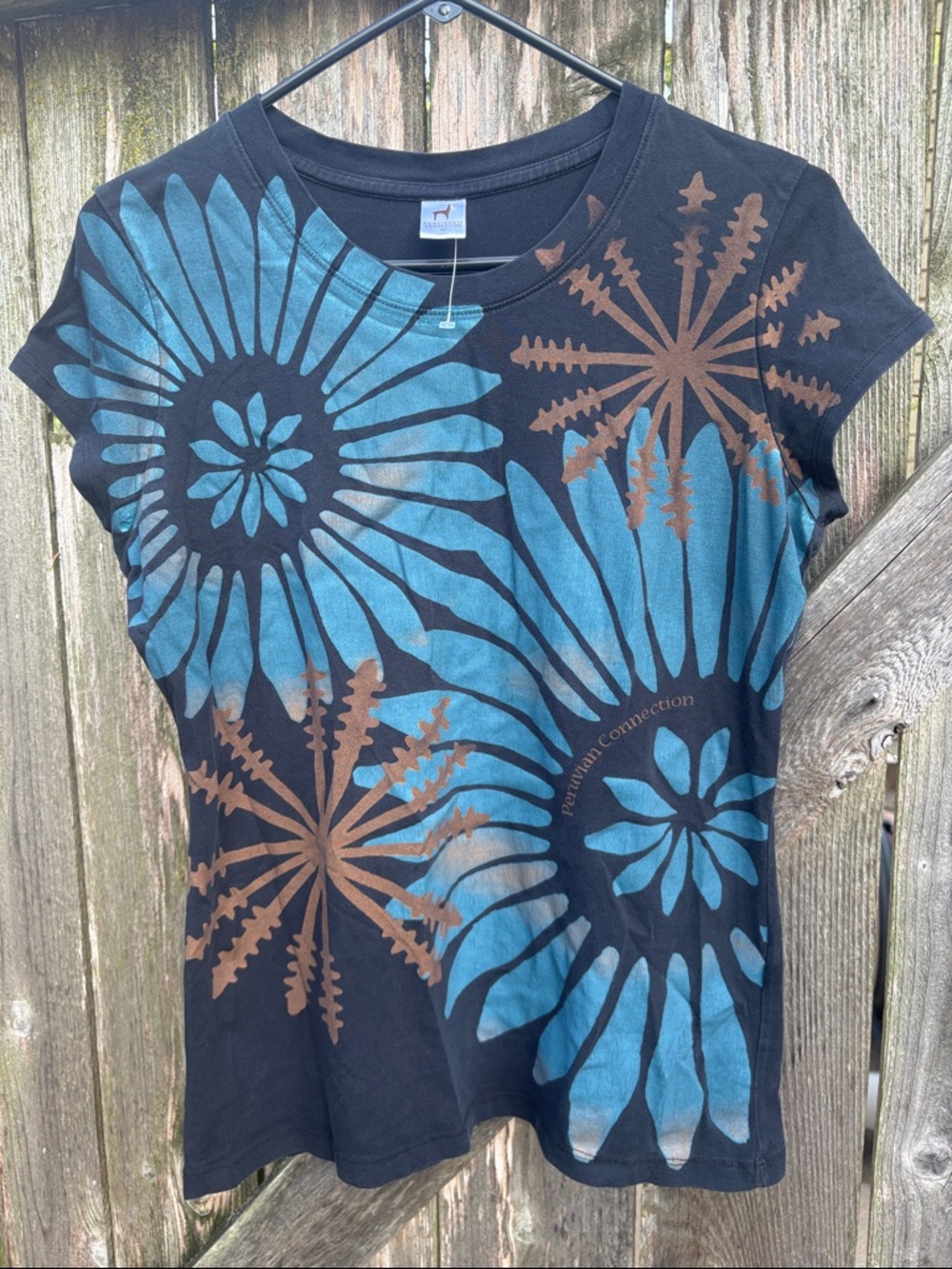 EUC Peruvian Connection Pima Cotton Floral Graphic Tee Size Medium